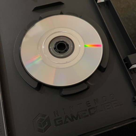 Metroid Prime Game Cube Game - Picture 2 of 3